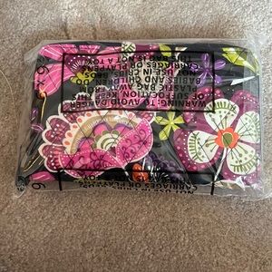 Vera Bradley turn lock wallet. Pirouette pink